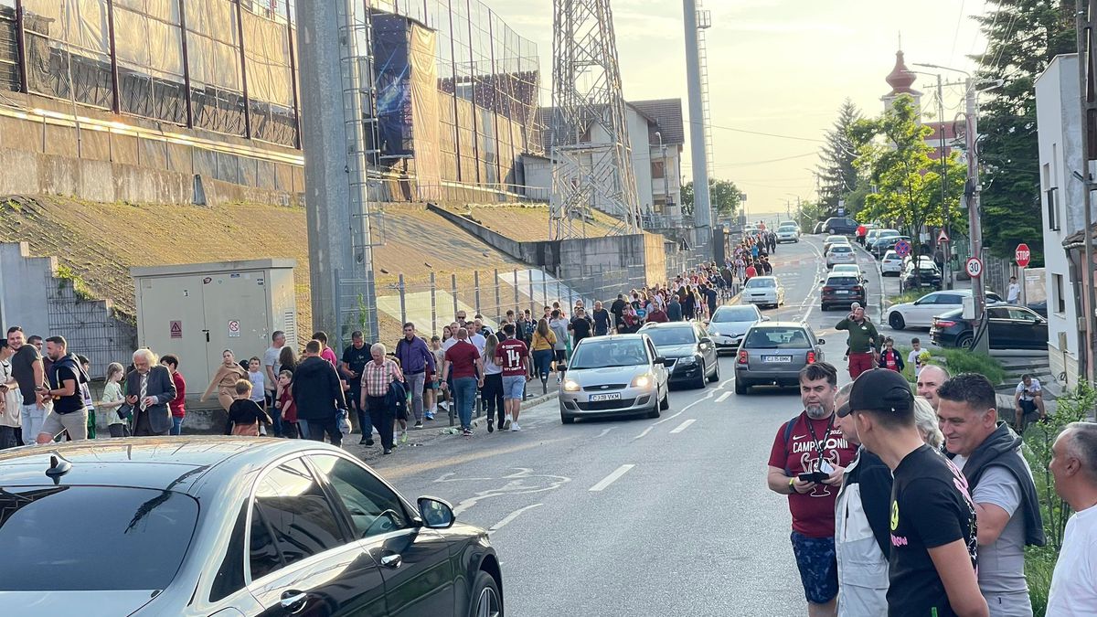 Ce l-a deranjat pe Dan Petrescu după CFR Cluj - FCU Craiova: „Să mă sunați și să îmi spuneți!”