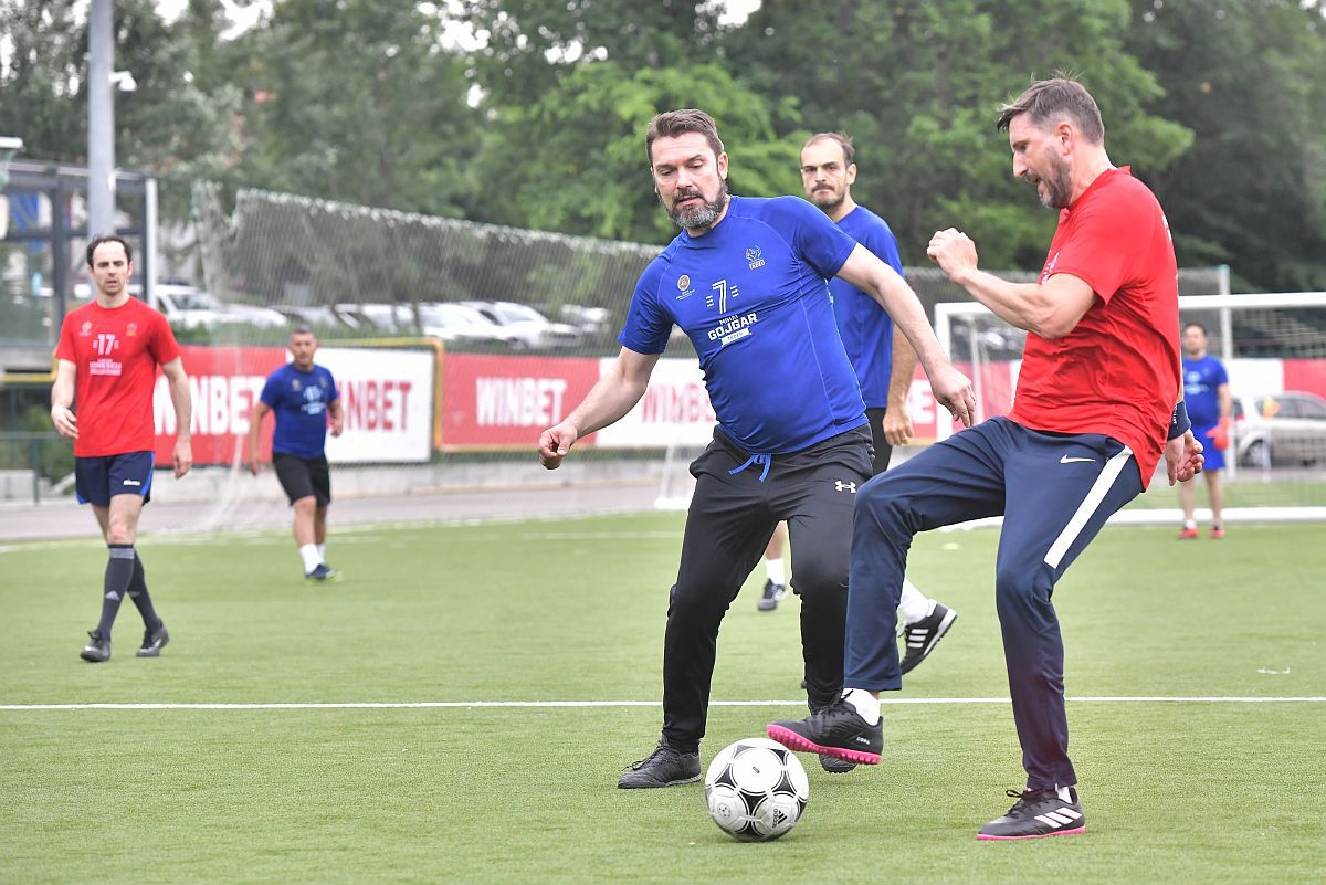 Frații Bendeac, show la microfonul GSP » L-au imitat pe fotbalistul doborât de rușine la Dinamo - FC Argeș: „Întrebați-i pe străini!”