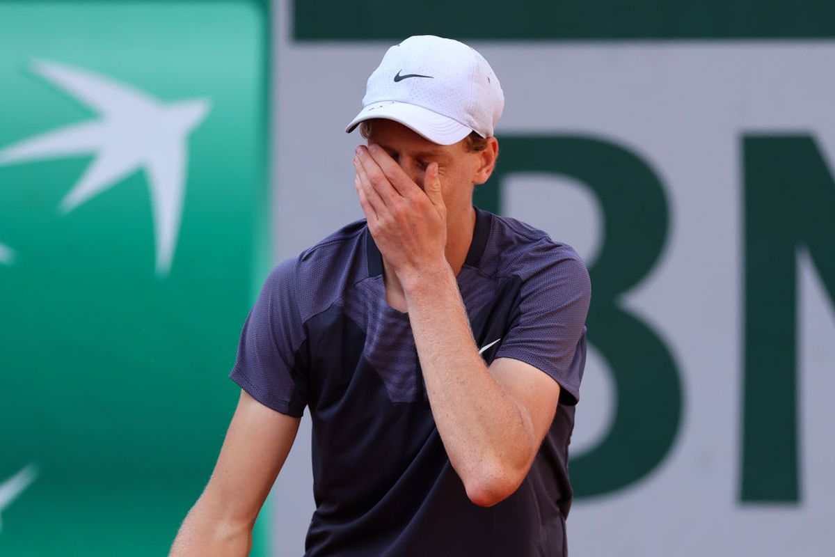 Jannik Sinner, șanse tot mai mici să participe la Roland Garros! Poate deveni numărul unu fără să joace la Paris, cu o singură condiție