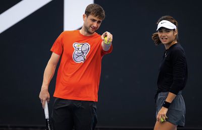 Emma Răducanu a renunțat la al cincilea antrenor în mai puțin de doi ani! » Cine se mai încumetă s-o pregătească?