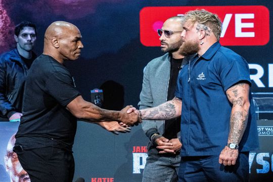 Mike Tyson și Jake Paul. Sursă foto: Imago