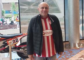 Îmbrăcat într-un tricou al celor de la Sepsi, Laszlo Dioszegi și-a făcut apariția la Londra pentru finala Champions League: „Nu avem noi valoarea să discutăm...”