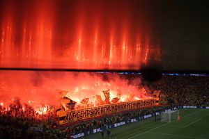 Atenție, „incendiu” pe Wembley » Imagini incredibile surprinse la finala Champions League, Dortmund - Real Madrid