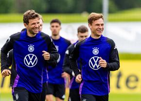 Kimmich critică un sondaj „rasist” conform căruia 1 din 5 germani ar vrea mai mulţi jucători albi în echipa naţională