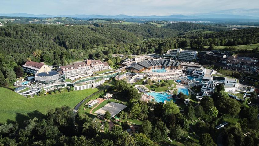 CORESPONDENȚĂ DIN AUSTRIA Bad Loipersdorf, orășelul devenit casă pentru „tricolorii mici” înainte de Euro Under 21 » GSP.RO a ajuns în cantonamentul echipei lui Pancu