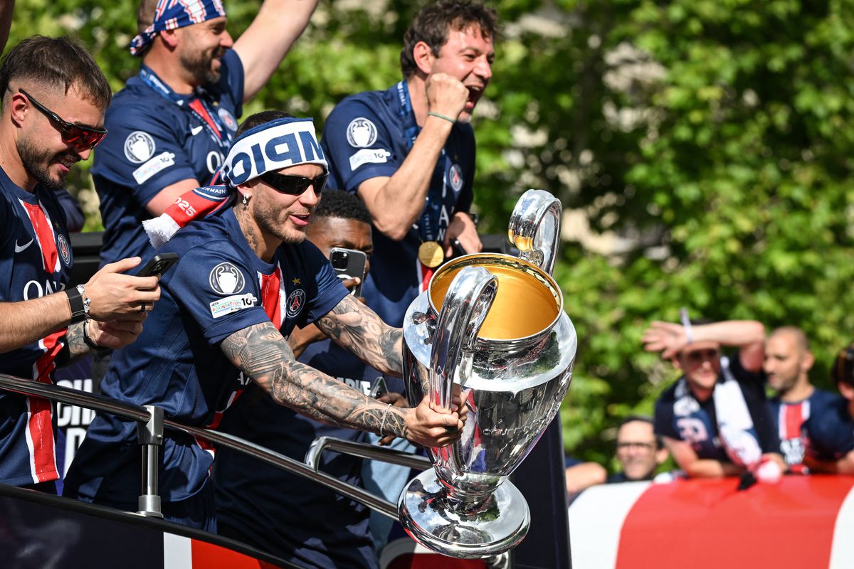 Sărbătoare la Paris după ce PSG a câștigat Liga Campionilor