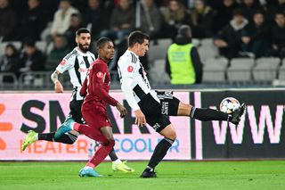 Clubul din play-off a anunțat despărțirea de 6 jucători » Fotbalistul cotat la 1,3 milioane a rămas liber