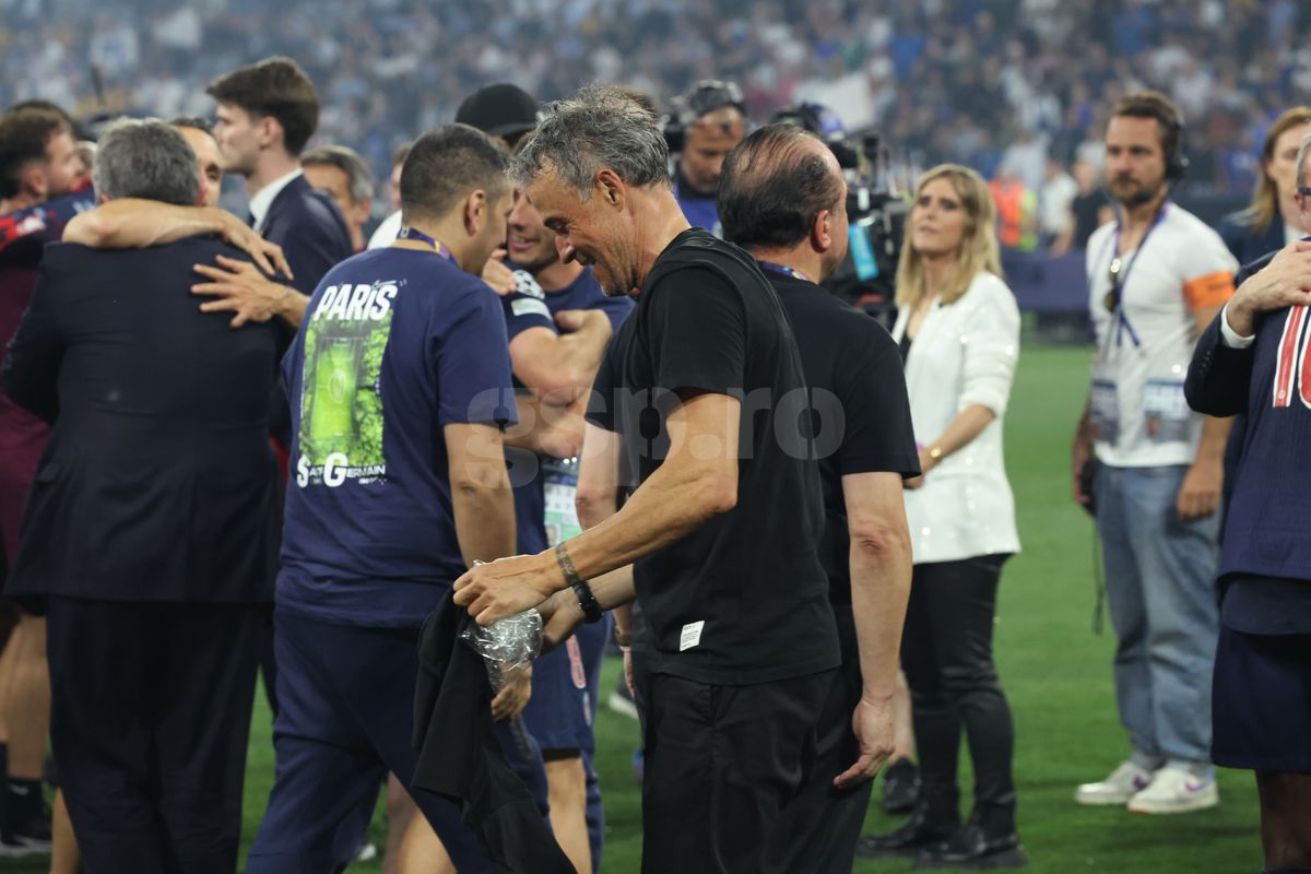 Luis Enrique, așa cum nu l-ai mai văzut, după triumful en fanfare din finala Ligii Campionilor: i-a dedicat victoria fiicei sale