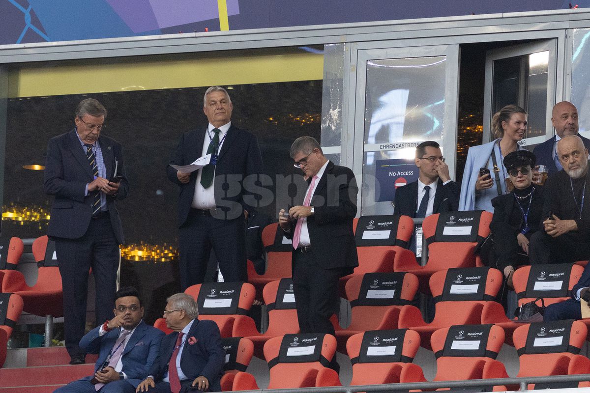 Politică și delicatese » Nu știau că sunt filmați: plecăciuni pe Allianz Arena, cu Viktor Orban și Salt Bae în rol principal. Răzvan Burleanu, neimpresionat