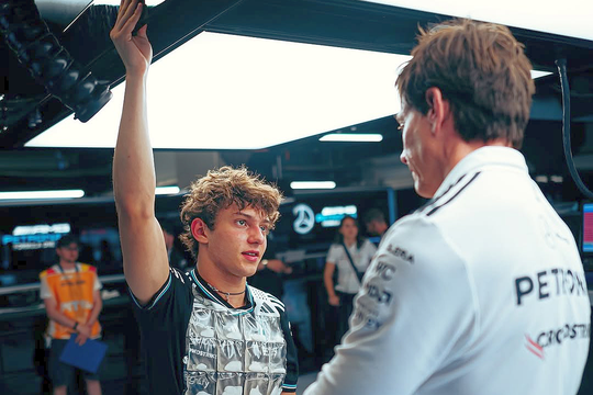 Andrea Kimi Antonelli (18 ani), pilotul de la Mercedes. Foto: Instagram