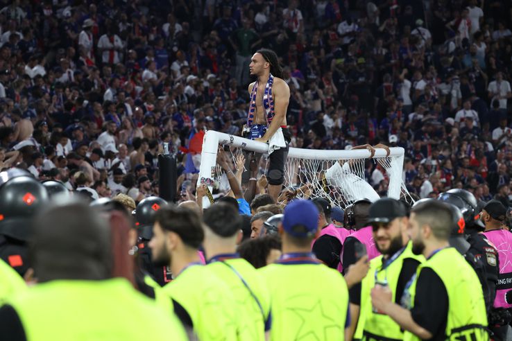 Imagini de la finalul partidei PSG - Inter Milano 5-0 FOTO: Ionuţ Iordache (GSP)
