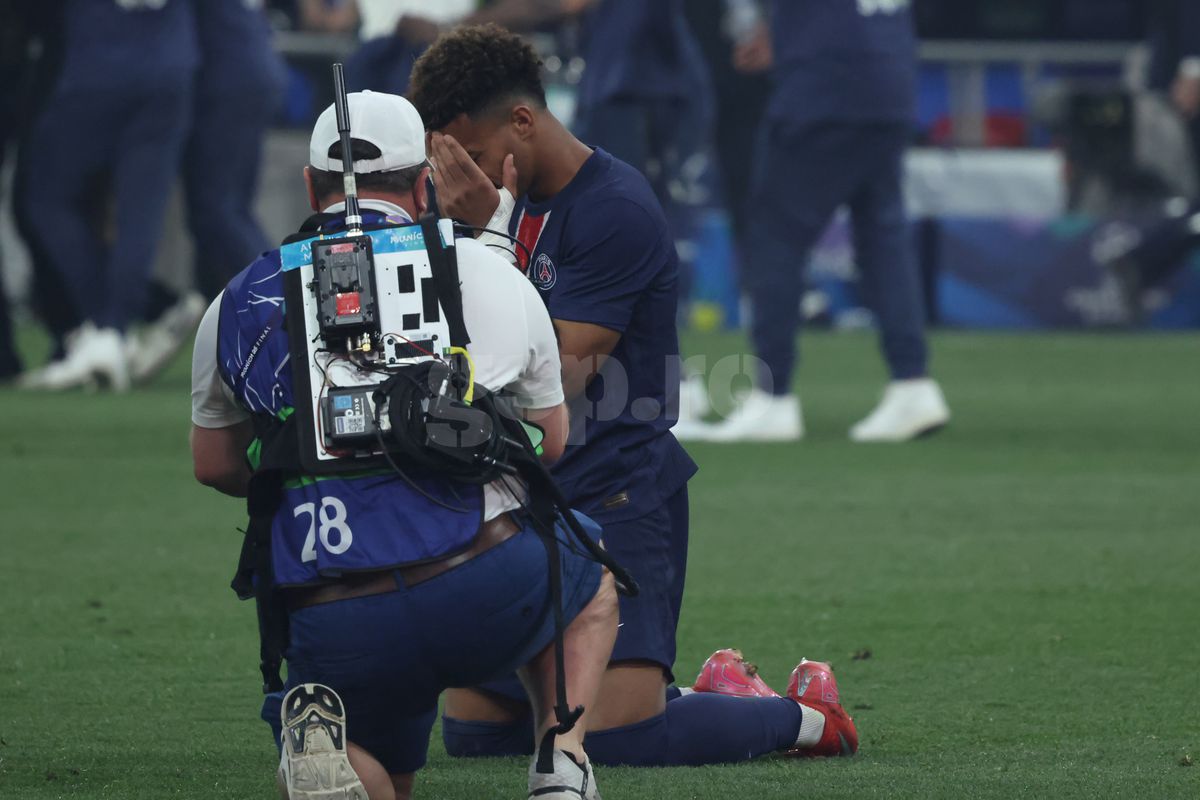 Imagini de la finalul partidei PSG - Inter 5-0