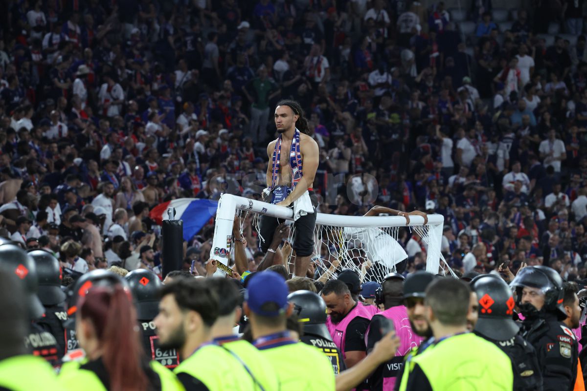 Mihai Stoica, reacție furibundă: „E prea mult să te ia ăia la mișto! Ciocu’ mic!”