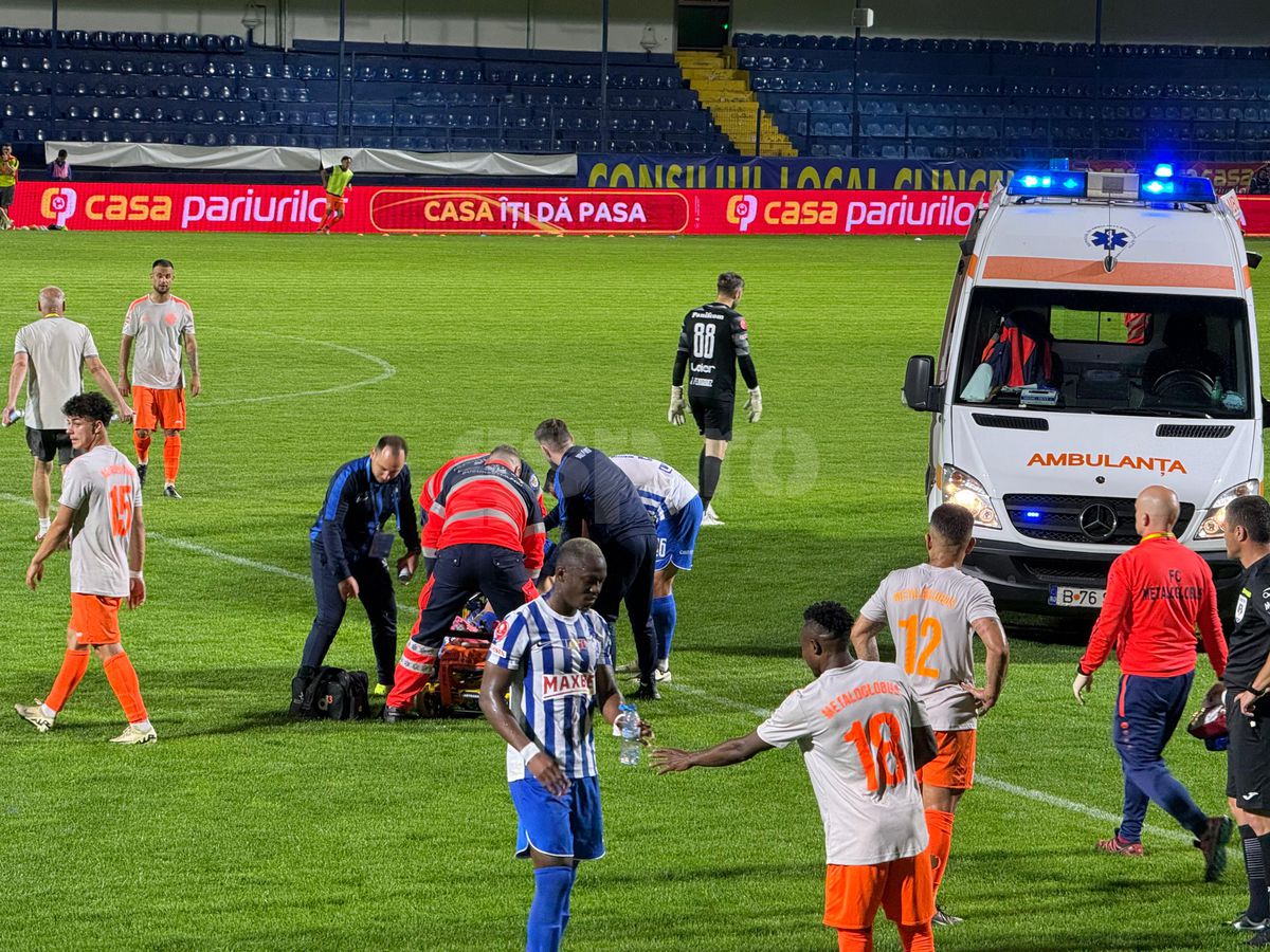 Accidentare horror la Metaloglobus - Poli Iași! Jucătorul a fost transportat cu ambulanța la spital