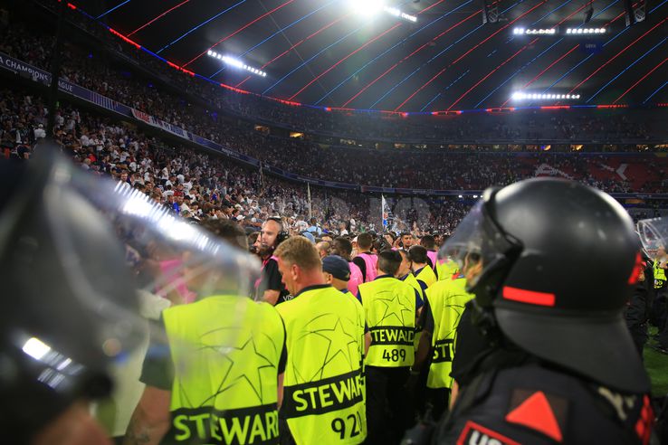 Imagini de la finalul partidei PSG - Inter Milano 5-0 FOTO: Ionuţ Iordache (GSP)