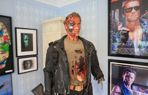 Casa lui Arnold Schwarzenegger, la 45 de minute de România U21 » Trei lumi într-una și peste 1000 de obiecte unicat în arhiva intimă a „Terminatorului”