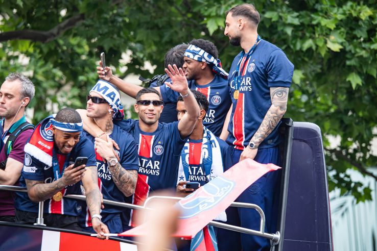 Sărbătoare la Paris după ce PSG a câștigat Liga Campionilor. FOTO: Imago Images