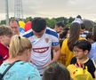 România, antrenament deschis publicului înainte de dubla cu Austria și Cipru » Fotbaliștii au dat autografe copiilor