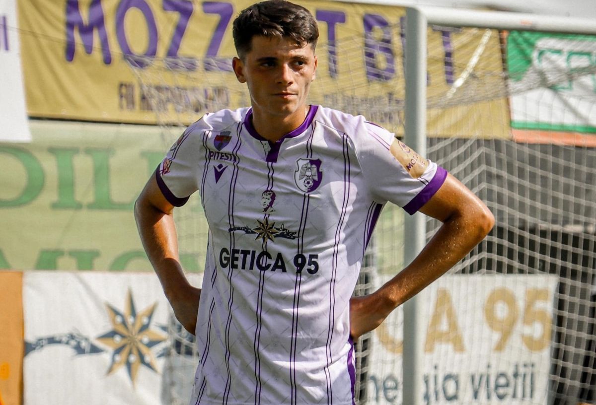 Mario Tudose, fundașul de 20 de ani școlit la Benfica și pasionat de pescuit