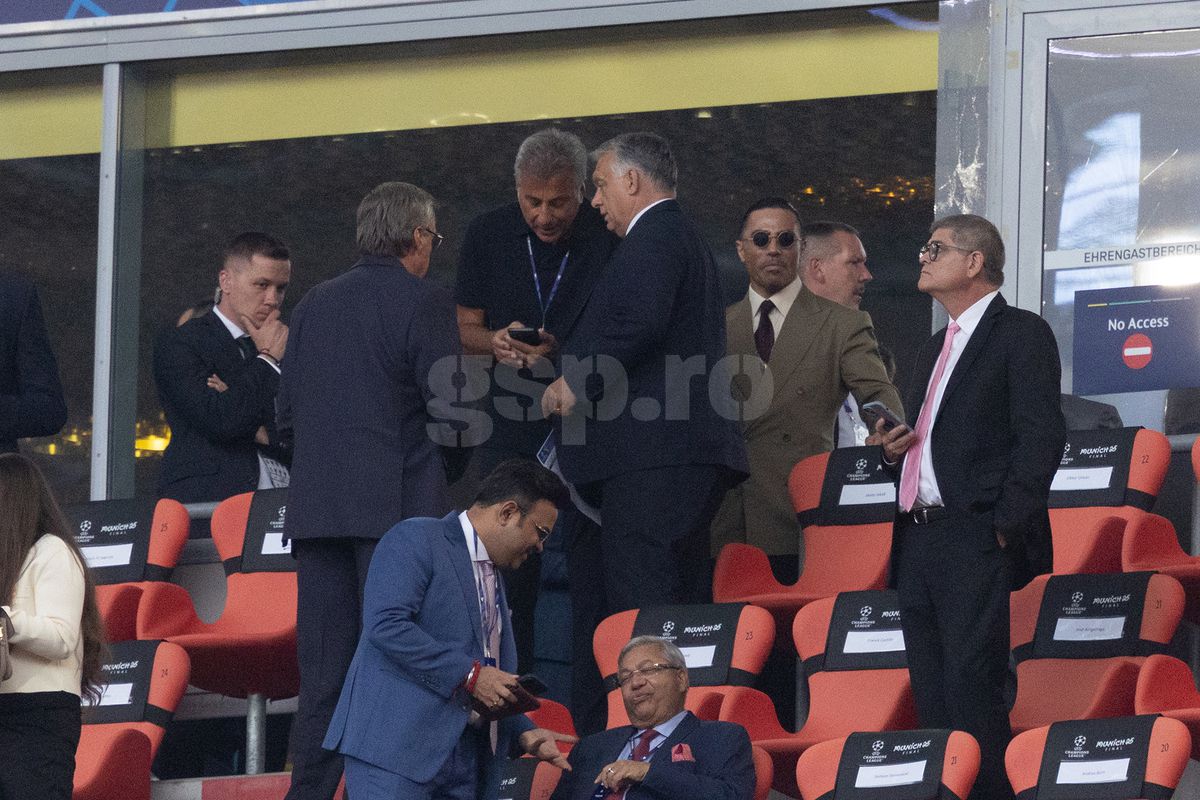 Politică și delicatese » Nu știau că sunt filmați: plecăciuni pe Allianz Arena, cu Viktor Orban și Salt Bae în rol principal. Răzvan Burleanu, neimpresionat