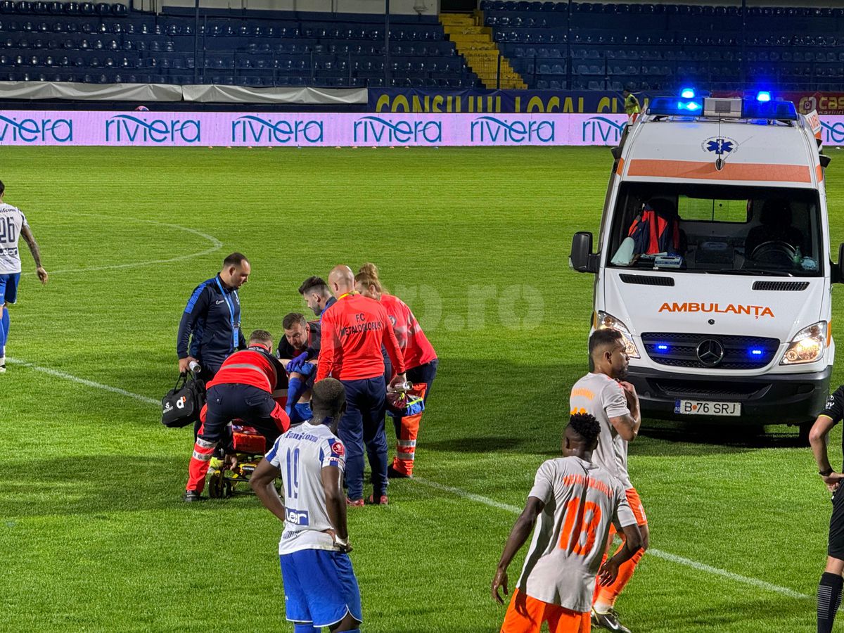 Accidentare horror la Metaloglobus - Poli Iași! Jucătorul a fost transportat cu ambulanța la spital