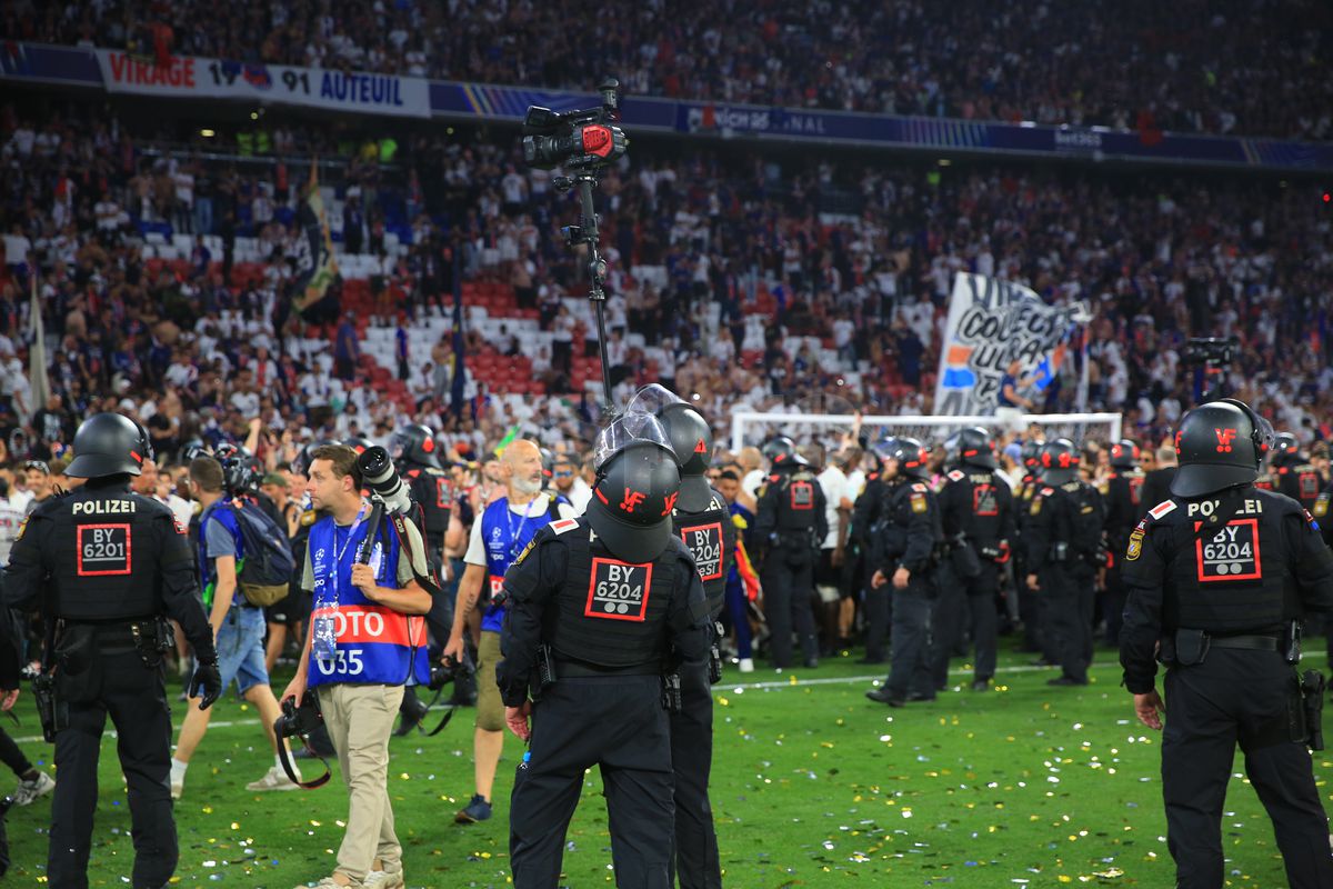 Imagini de la finalul partidei PSG - Inter 5-0