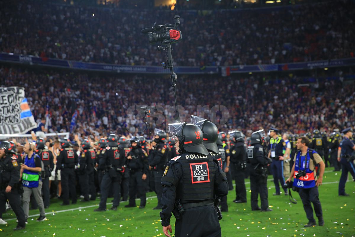 Imagini de la finalul partidei PSG - Inter 5-0