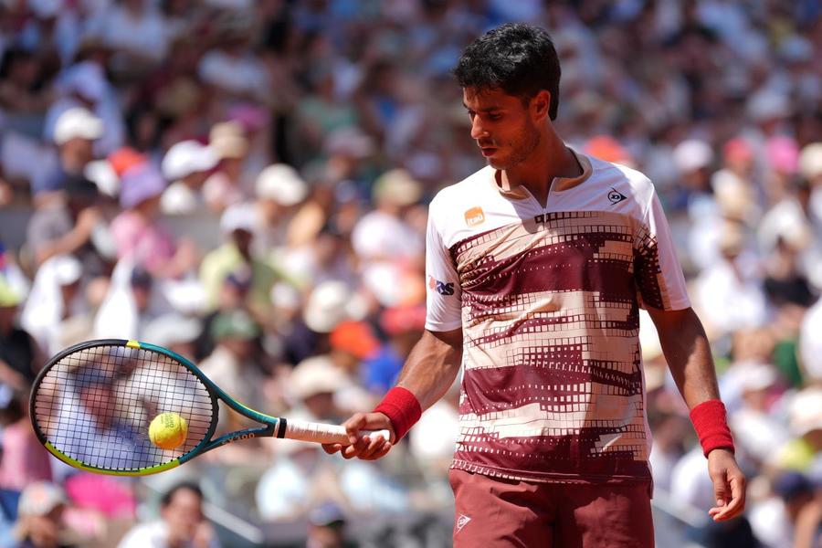 Adolfo Daniel Vallejo la Roland Garros 2026 Foto: Imago Images Amendă importantă, jumătate din premiu, după remarcile sexiste de la Roland Garros ale numărului 71 ATP: „Este ceva inacceptabil”