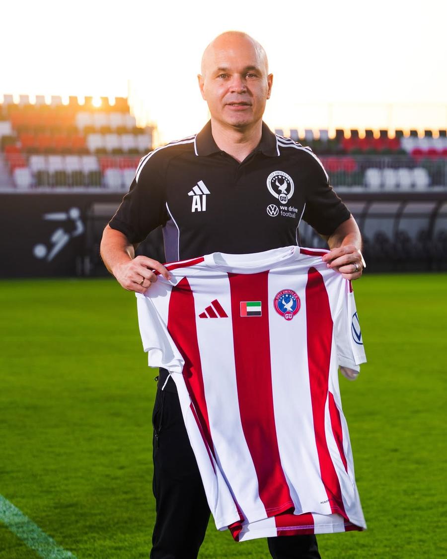 Andres Iniesta, noul antrenor al celor de la Gulf United FC Andres Iniesta a semnat și va antrena prima echipă din carieră!