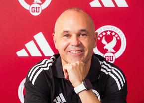 Andres Iniesta a semnat și va antrena prima echipă din carieră!