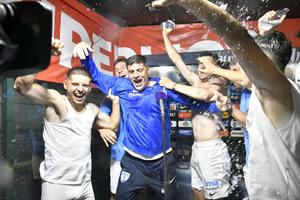 După ce jucătorii i-au permis, Florin Pîrvu a fost misterios la flash-interviu: „Aș avea ceva de spus, dar păstrez pentru mine”