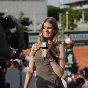 Eugenie Bouchard i-a transmis un mesaj Soranei Cîrstea / foto: Facebook @Genie Bouchard﻿