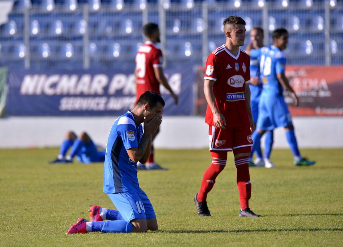 CLINCENI - SEPSI 1-0 // Ilie Poenaru, după încă o victorie cu Clinceni: „Bem o bere, ne bucurăm în seara asta și după ne pregătim de Dinamo”