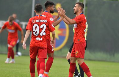 FCSB se distrează în amicale! Încă o victorie categorică: 4 marcatori diferiți