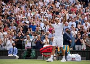 Roger Federer, victorie zdrobitoare în fața lui Gasquet și calificare în turul 3 la Wimbledon! Francezul a reușit o lovitură uluitoare