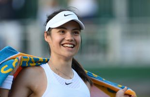 Emma Răducanu a obținut victoria carierei la Wimbledon și o înfruntă pe Sorana Cîrstea » Legătura cu România: „Iubesc mâncarea pe care o face mamaia”