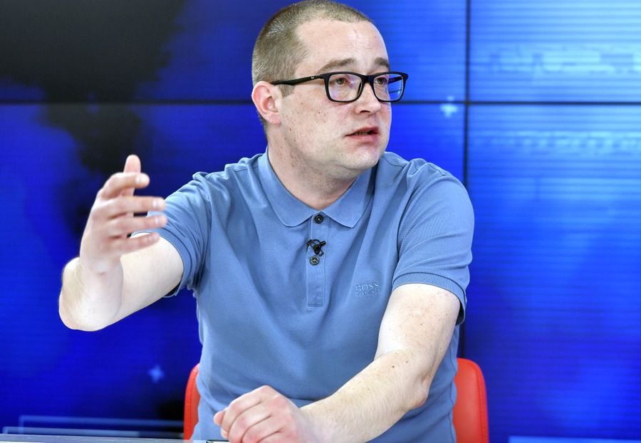 Remus Răureanu a explicat de ce alăturarea dintre Liga 1 și VAR nu i se pare oportună / FOTO: Cristi Preda Discurs anti-VAR în Liga 1, la GSP Live: „Fotbalul românesc e în Evul Mediu și își ia o astfel de tehnologie?!”