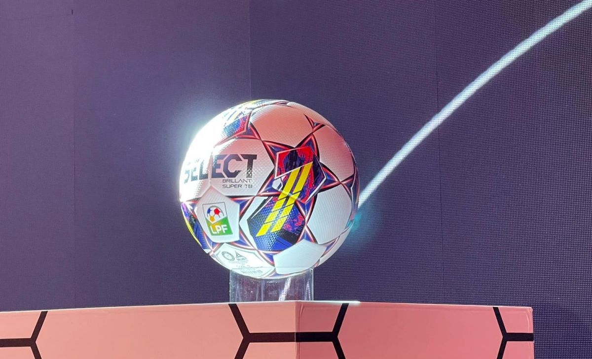 O nouă minge pentru noul sezon din Liga 1 » A fost prezentată azi