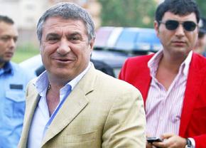 „A fost polițist, ar trebui să aibă probe!” » Replică pentru omul care suspectează meciul Dinamo - Lazio + Ștucan, discurs dur: „Sub nasul MAI, clubul a fost fraudat”