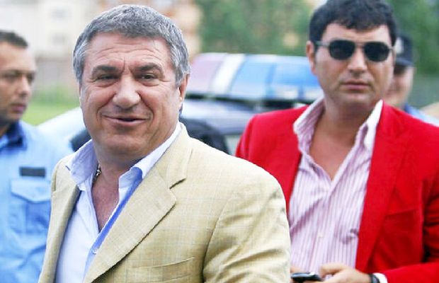 „A fost polițist, ar trebui să aibă probe!” » Replică pentru omul care suspectează meciul Dinamo - Lazio + Ștucan, discurs dur: „Sub nasul MAI, clubul a fost fraudat”