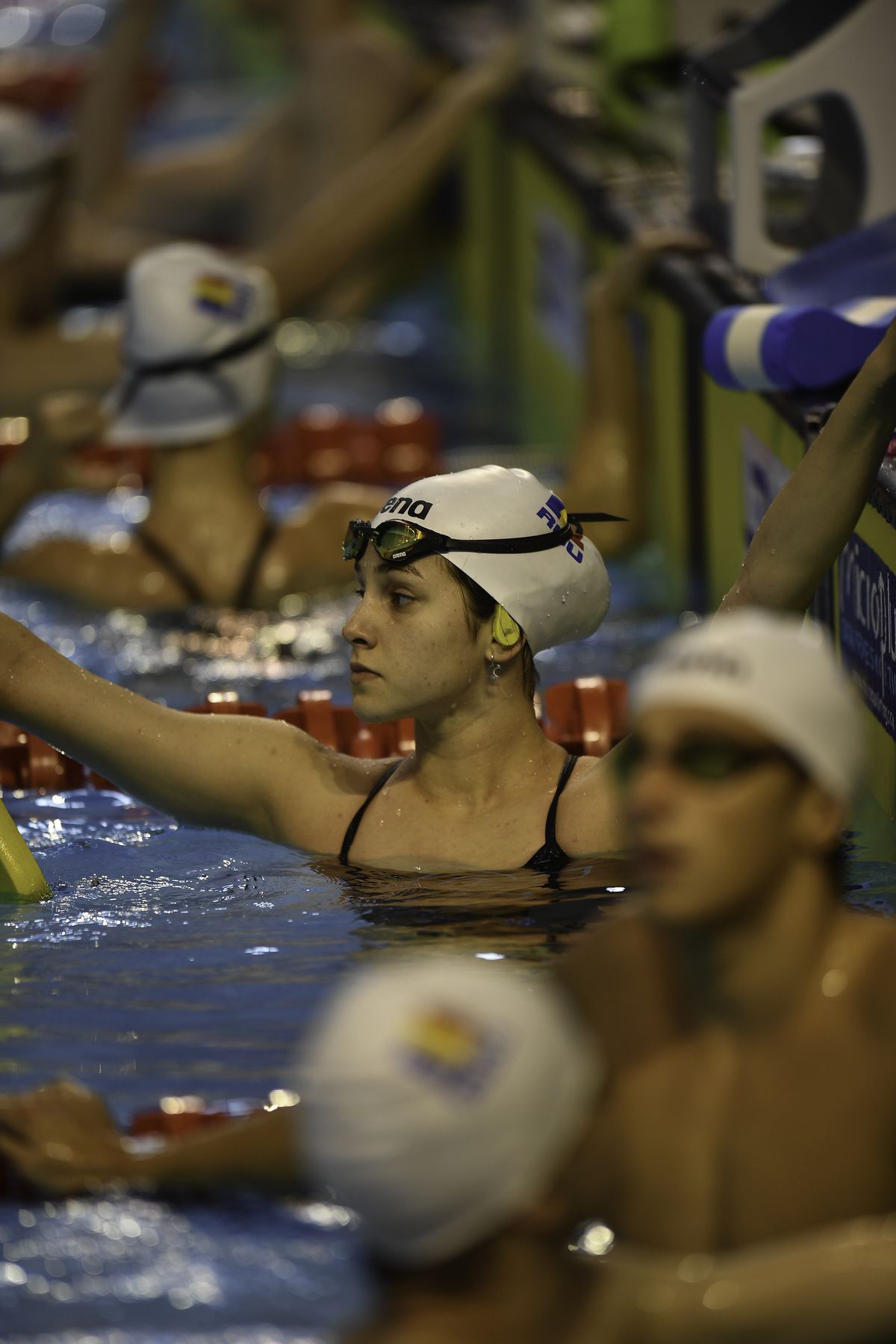 La 13 ani a bătut recordul Dianei Mocanu, acum are planuri mari la Europenele de juniori: „La 05:30 sunt la bazin, iar la 18:00 ajung acasă”