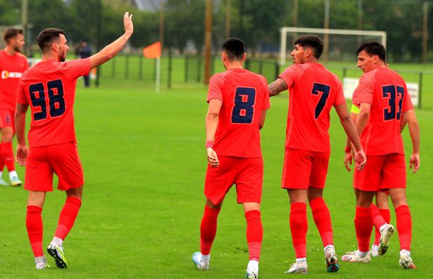 Soluția surprinzătoare încercată de FCSB » Cine a ajuns să joace în locul lui Compagno la meciul cu Anderlecht