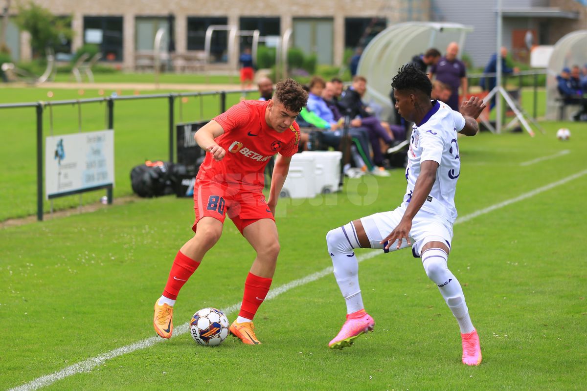 MM Stoica e surprins, după 2-5 cu Anderlecht: „Nu-l știam, dar acum e imposibil să nu-l foloseşti”