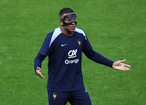 Kylian Mbappe i-a dat replica adversarului care i-a promis că îl va „ataca pe tibie” în Franța - Belgia