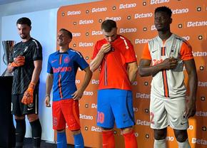 FCSB și-a prezentat noul echipament pentru sezonul 2024-2025 » Fostul dinamovist Daniel Popa a pupat sigla noului club