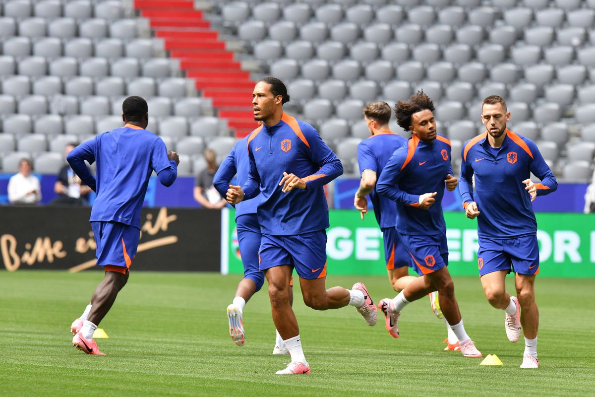 Surpriză uriașă în primul „11” al Olandei cu România?! Koeman ar pregăti o schimbare majoră: „E omul potrivit contra lor”