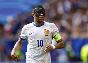 Cade după 15 ani recordul lui Cristiano Ronaldo? Ce-i pregătește Real Madrid lui Kylian Mbappe și când va fi prezentat oficial noul „galactic” pe „Bernabeu”!