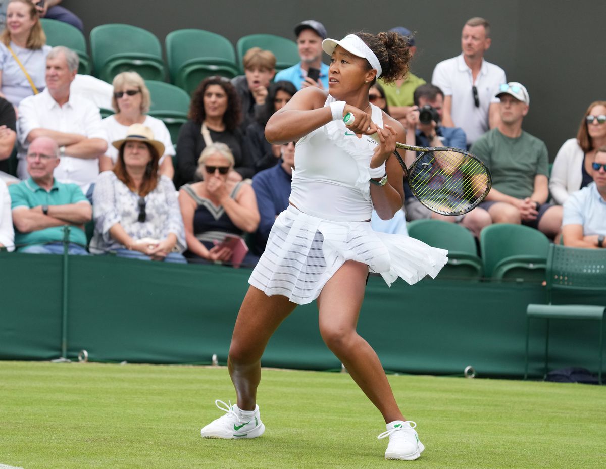 Naomi Osaka, revenire cu succes la Wimbledon! Ținuta a stârnit controverse