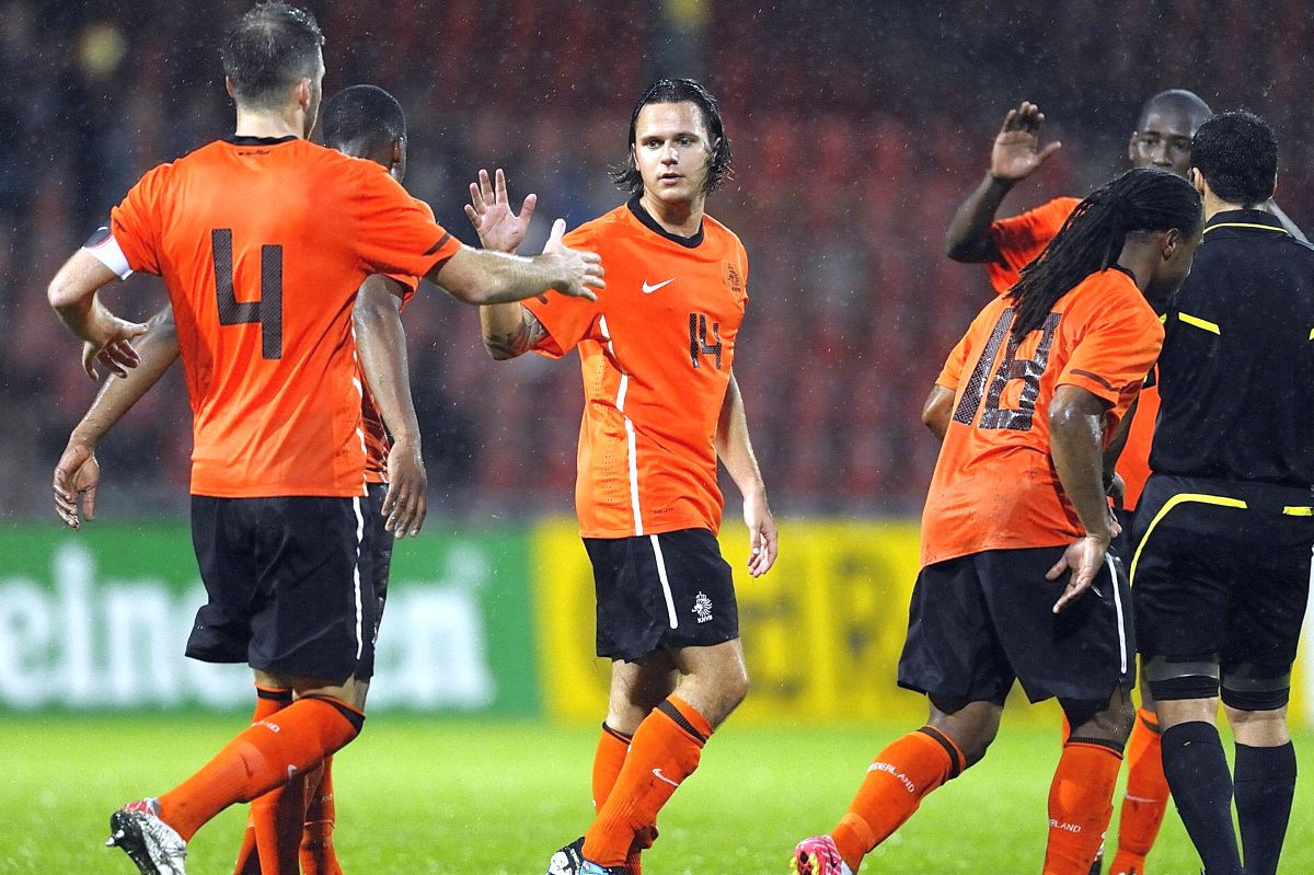 „Nu putem subestima România!” » L-am găsit pe olandezul care a jucat la Dinamo, fost coleg cu Van Dijk. Ne avertizează: „El e omul pe care trebuie să-l urmăriți”