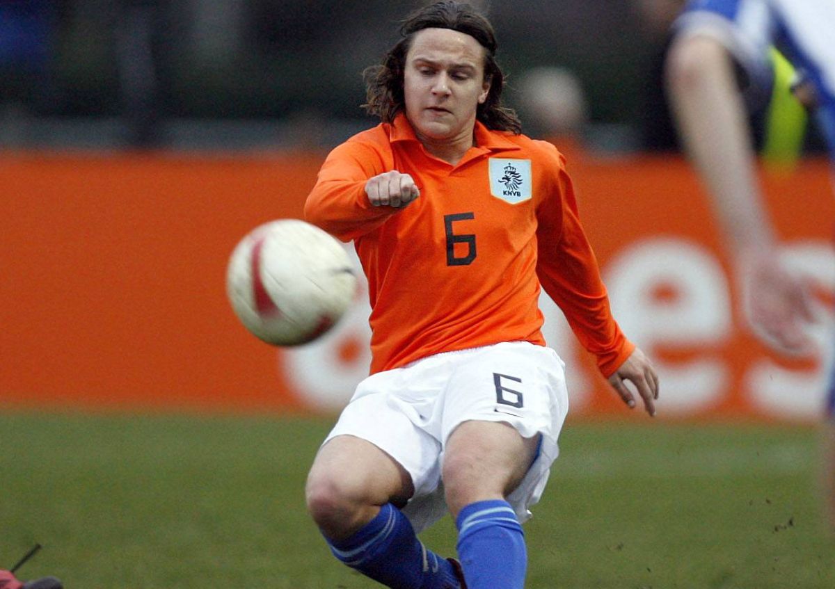 „Nu putem subestima România!” » L-am găsit pe olandezul care a jucat la Dinamo, fost coleg cu Van Dijk. Ne avertizează: „El e omul pe care trebuie să-l urmăriți”